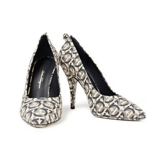 Salvatore Ferragamo heels new in box
